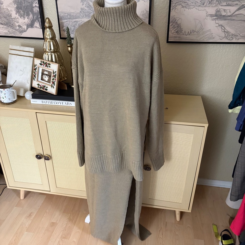 MESHKI Wool Blend Brown Turtle Neck Jumper Long Skirt Size L/XL